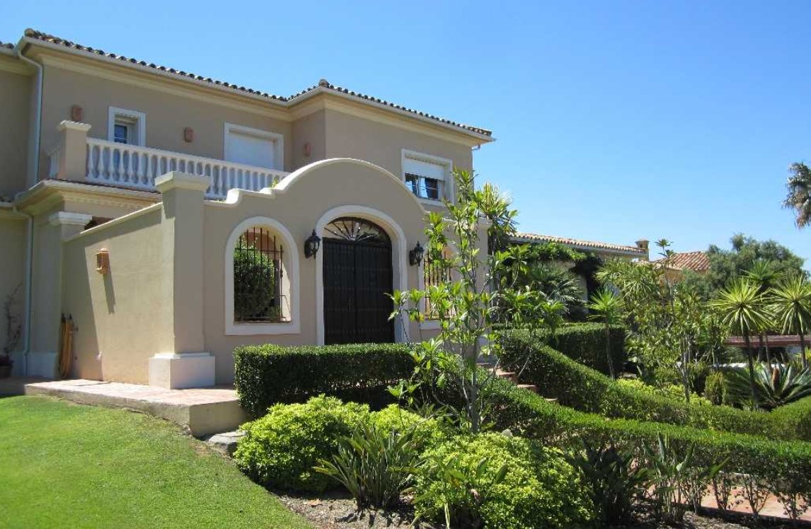Casa Roble